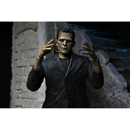 universal_monsters_ultimate_frankensteins_monster_color_actionfigur_18_cm_14