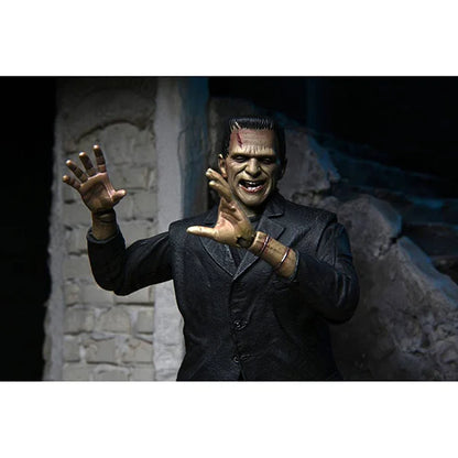 universal_monsters_ultimate_frankensteins_monster_color_actionfigur_18_cm_16