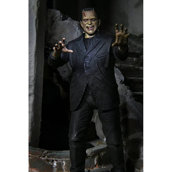 Universal Monsters: Ultimate Frankensteins Monster (Color) - Actionfigur - 18 cm