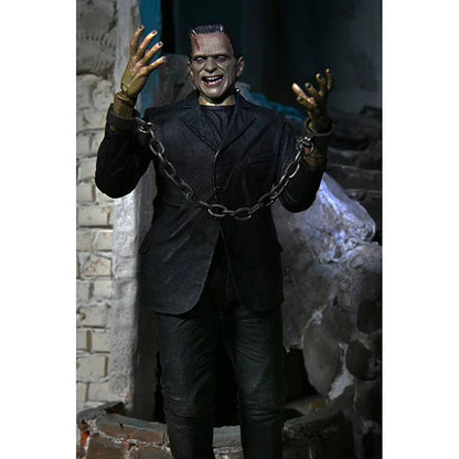 Universal Monsters: Ultimate Frankensteins Monster (Color) - Actionfigur - 18 cm