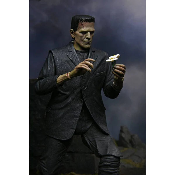 Universal Monsters: Ultimate Frankensteins Monster (Color) - Actionfigur - 18 cm
