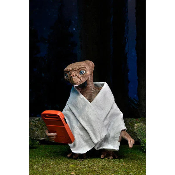 E.T. Der Ausserirdische: E.T. - Ultimat Actionfigur - 11 cm