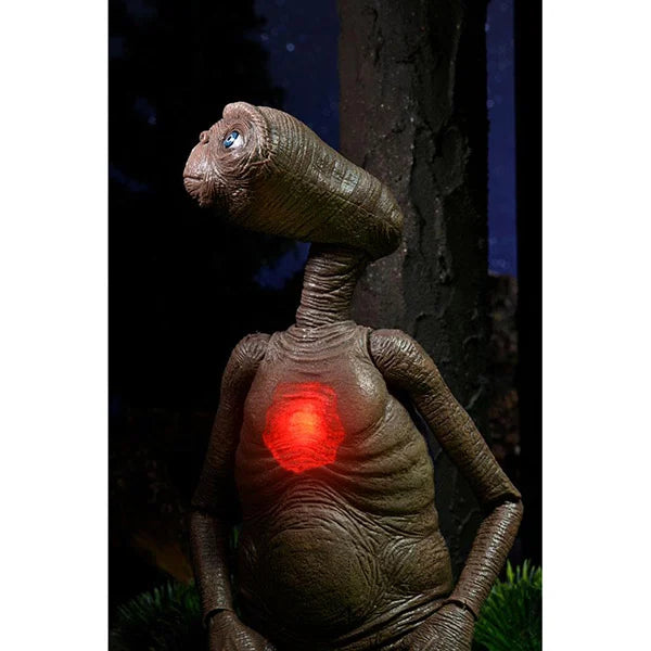 E.T. Der Ausserirdische: E.T. (LED-Licht) - Ultimate Deluxe Actionfigur - 11 cm