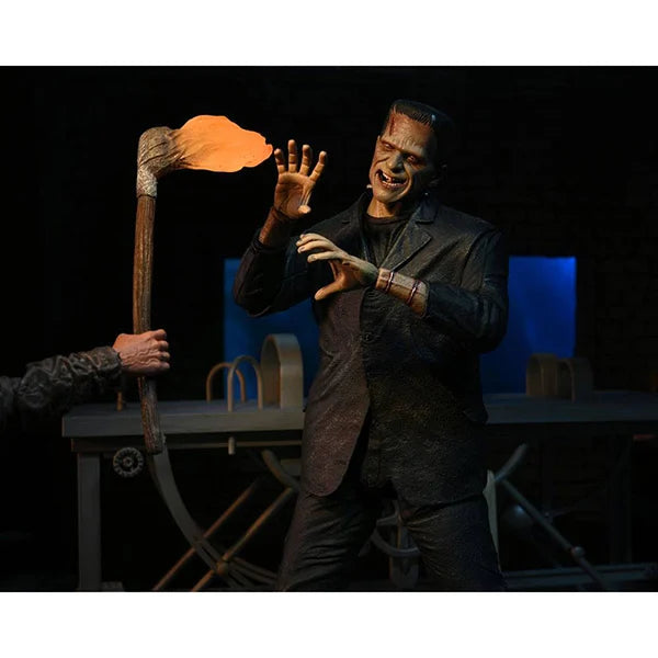 Universal Monsters: Frankensteins Accessory Pack - Zubehör-Set für Actionfigur - 18 cm