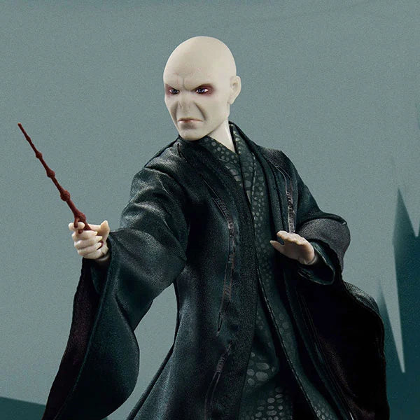 Harry Potter: Deathly Hallows - Lord Voldemort - Exclusive Design Collection Puppe - 28 cm