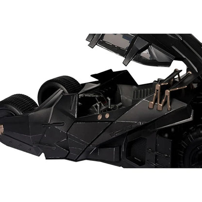 DC Multiverse: Tumbler with Lucius Fox (The Dark Knight) - Actionfigur & Fahrzeug - 45.7 cm