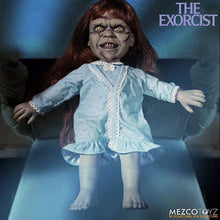 Der Exorzist: Regan MacNeil - Mega Scale - Sprechende Figur - 38 cm