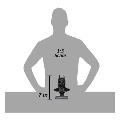 DC Direct: Batman Begins - Batman Maske - Mini Replik 1/3 - 19 cm