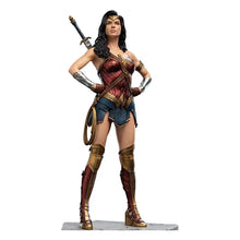 Justice League: Wonder Woman - Statue 1/6 - 37 cm