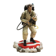 ghostbusters_ray_stantz_resin_statue_22_cm_1