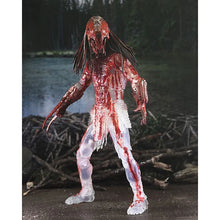 Predator: Ultimate Feral Bear Blood Predator (Prey) - Actionfigur - 18 cm