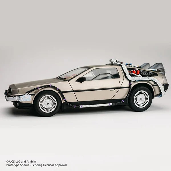 back_to_the_future_delorean_time_machine_diecast_modell_1