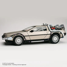 back_to_the_future_delorean_time_machine_diecast_modell_1
