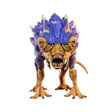 Cosmic Legions: OxKrewe Book One Thraxxon - Lowland Scapeback (Deluxe Creature) - Actionfigur - 15 cm