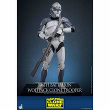Hot Toys: Star Wars - The Clone Wars - 104th Battalion Wolfpack Clone Trooper - Collector Edition - Actionfigur 1/6 - 30 cm