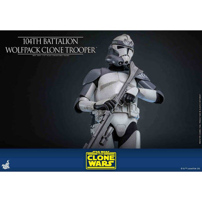 Hot Toys: Star Wars - The Clone Wars - 104th Battalion Wolfpack Clone Trooper - Collector Edition - Actionfigur 1/6 - 30 cm