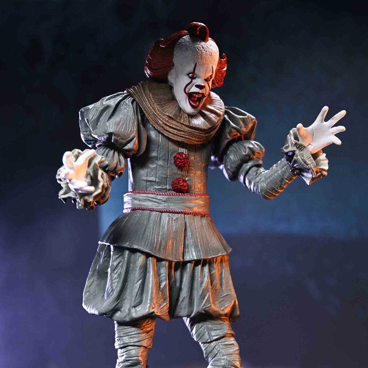 Stephen Kings: Es - Welcome To Derry - Ultimate Pennywise - Actionfigur - 18 cm