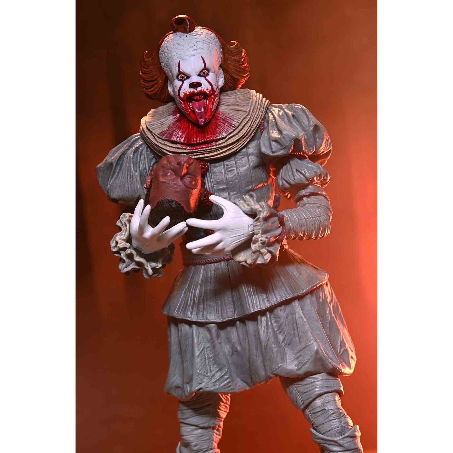 Stephen Kings: Es - Welcome To Derry - Ultimate Pennywise - Actionfigur - 18 cm