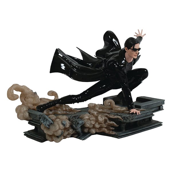 Diamond Gallery: The Matrix - Trinity - Deluxe PVC Statue - 23 cm