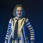Beetlejuice: 1988 Beetlejuice (Schwarz-weiss gestreifter Smoking) - Actionfigur - 18 cm