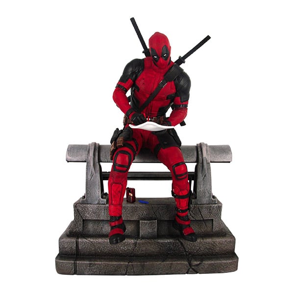 Marvel Movie Premier Collection: Deadpool - Statue - 25 cm