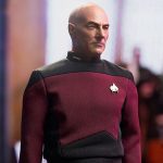 Star Trek: The Next Generation - Captain Jean-Luc Picard (Essential Duty Uniform) - Actionfigur 1/6 - 30 cm