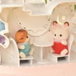 Sylvanian Families: Baby Freizeitpark - Park Set mit 3 Figuren - 5537